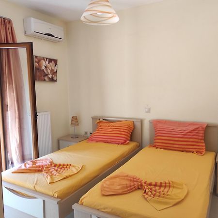 Helidonia Villas Pigí Exterior foto